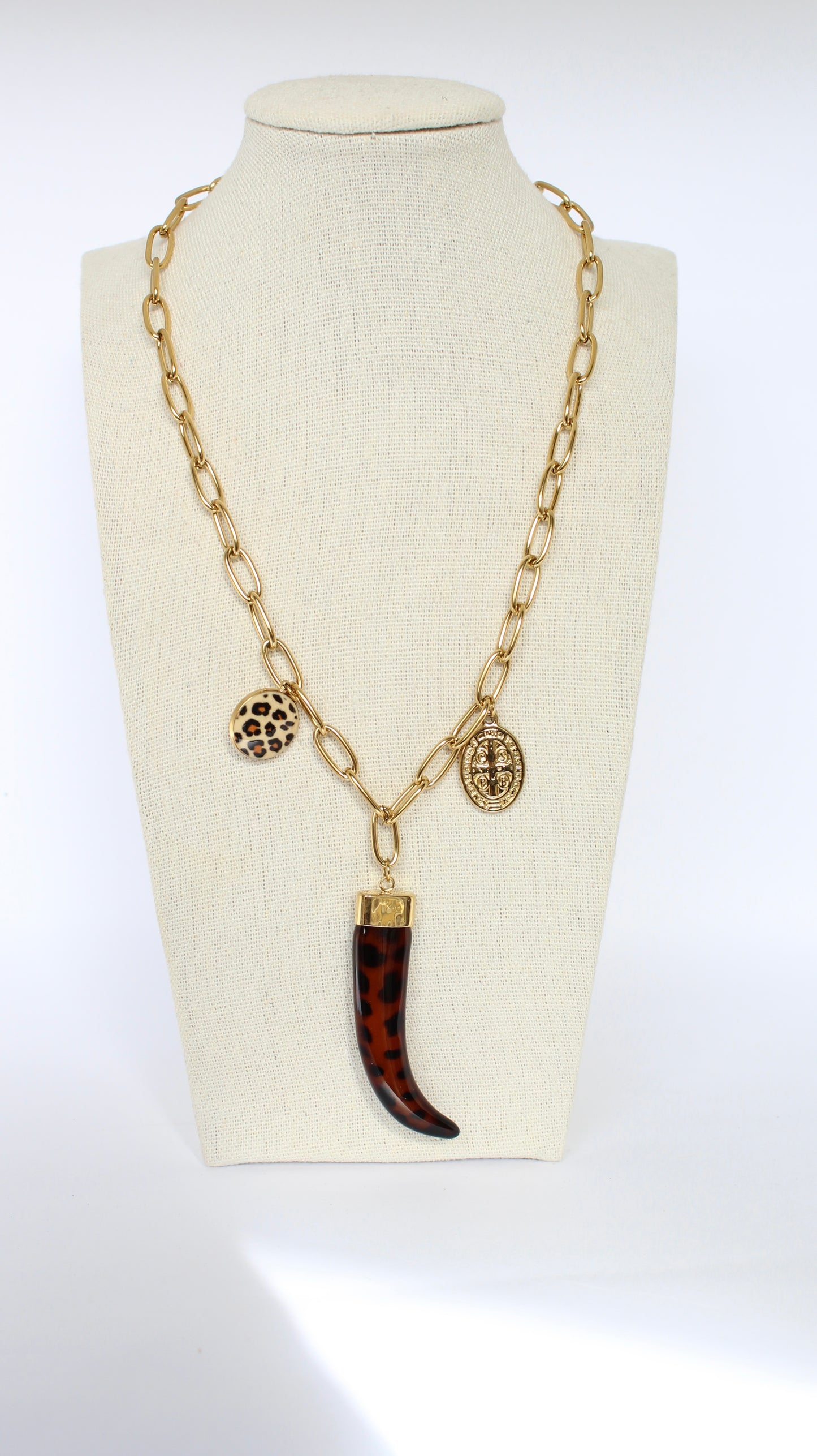 Collana “corno leopardato”
