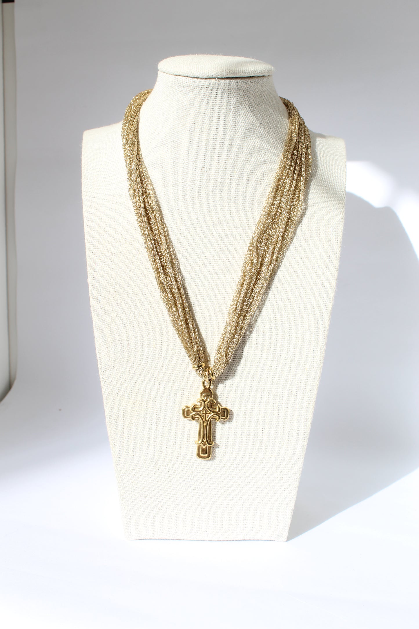 Collana girocollo cross