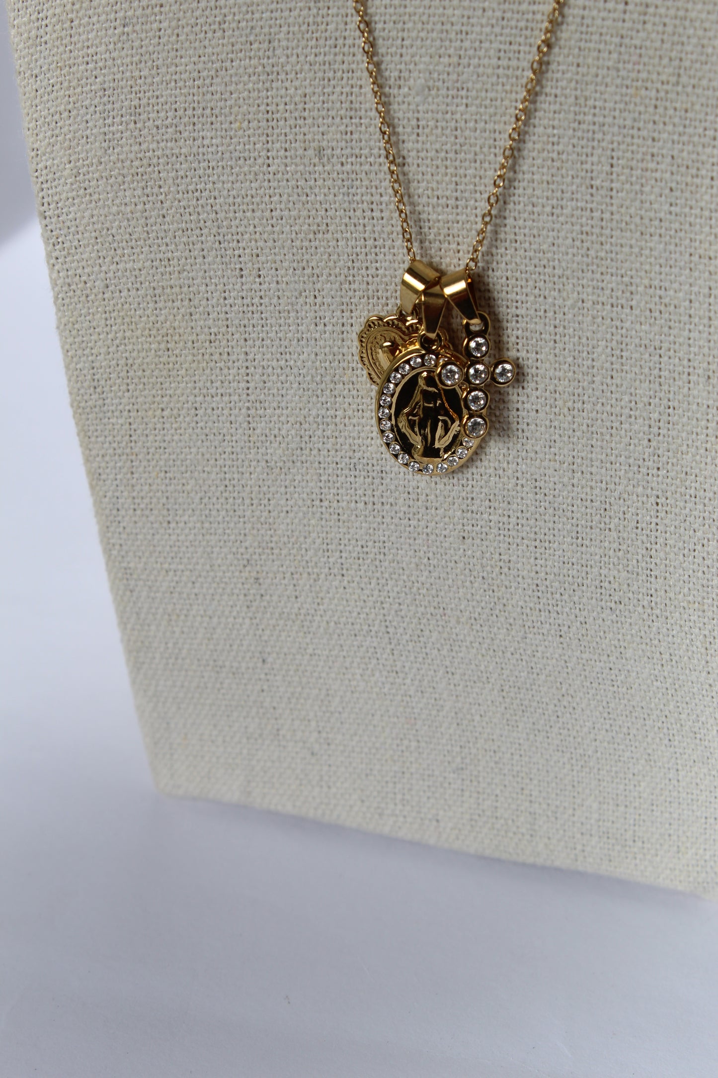 Collana “cross sacra”