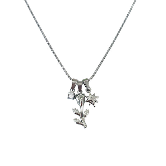 Collana Rosa brillante